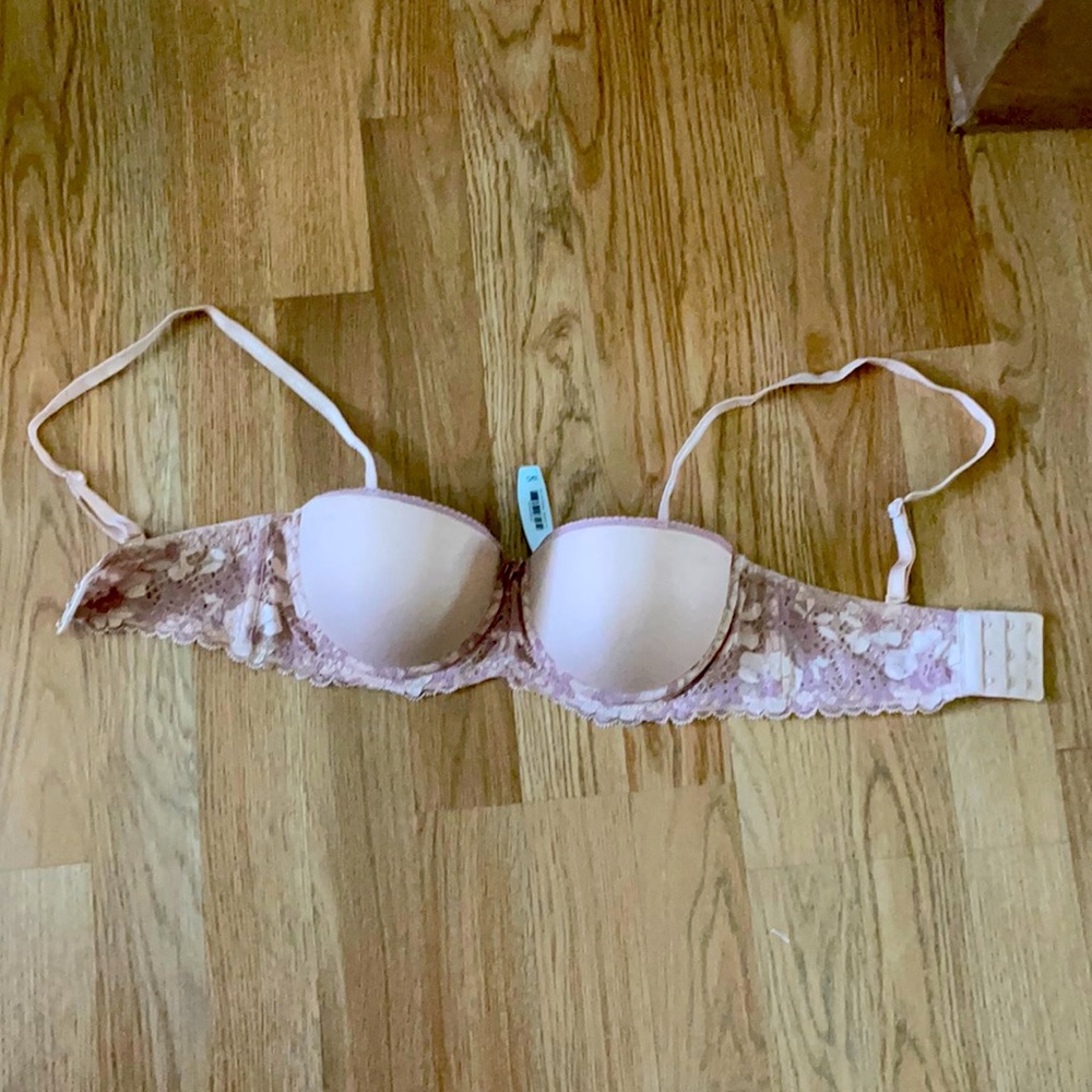 Blush strapless/strap Adore me lace bra 32C NWT